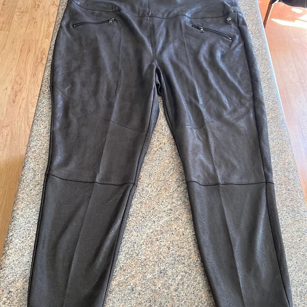 Seven7 Melissa McCarthy Faux leather pants size 3X - Picture 1 of 9